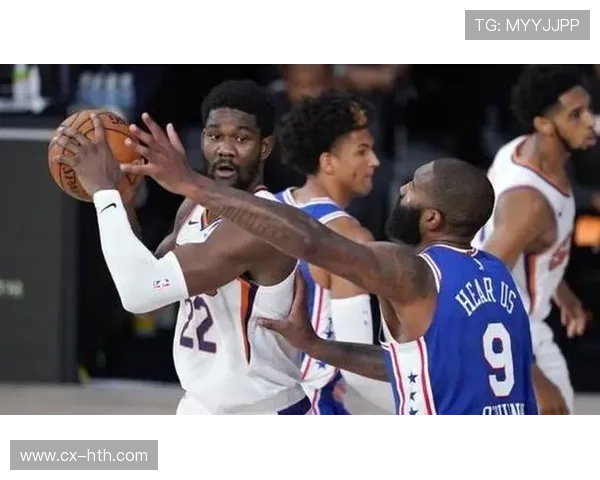 足球抢点一瞬间决定胜负：细节中的胜负