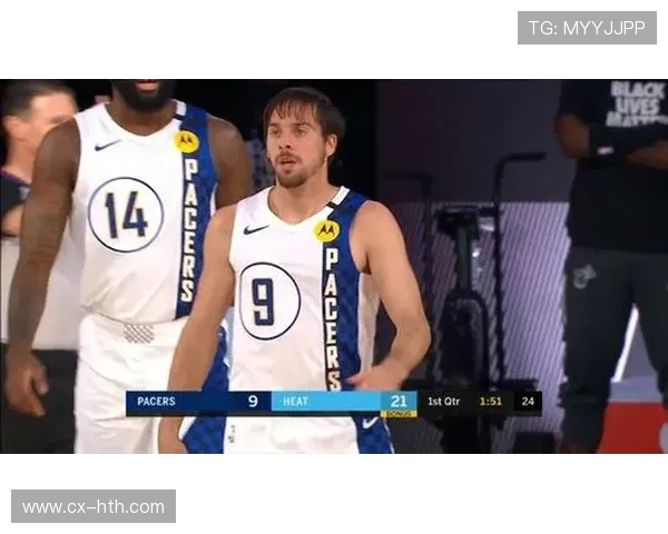 球星夜间录制技术教学视频，粉丝争相转发学习