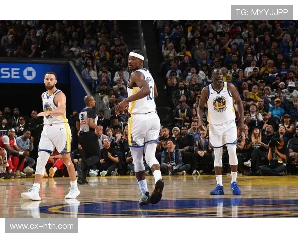 勇士队领跑联盟，目标再创新高，勇士全队