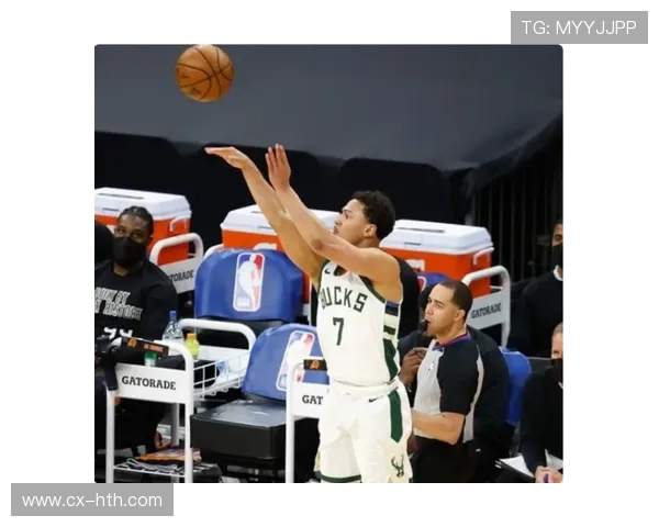 季后赛“炸裂表现”TOP10，回顾那些令人肾上腺素飙升的瞬间！