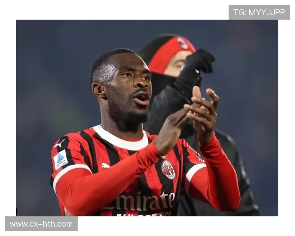 AC米兰—托莫里后场长传找到锋线点